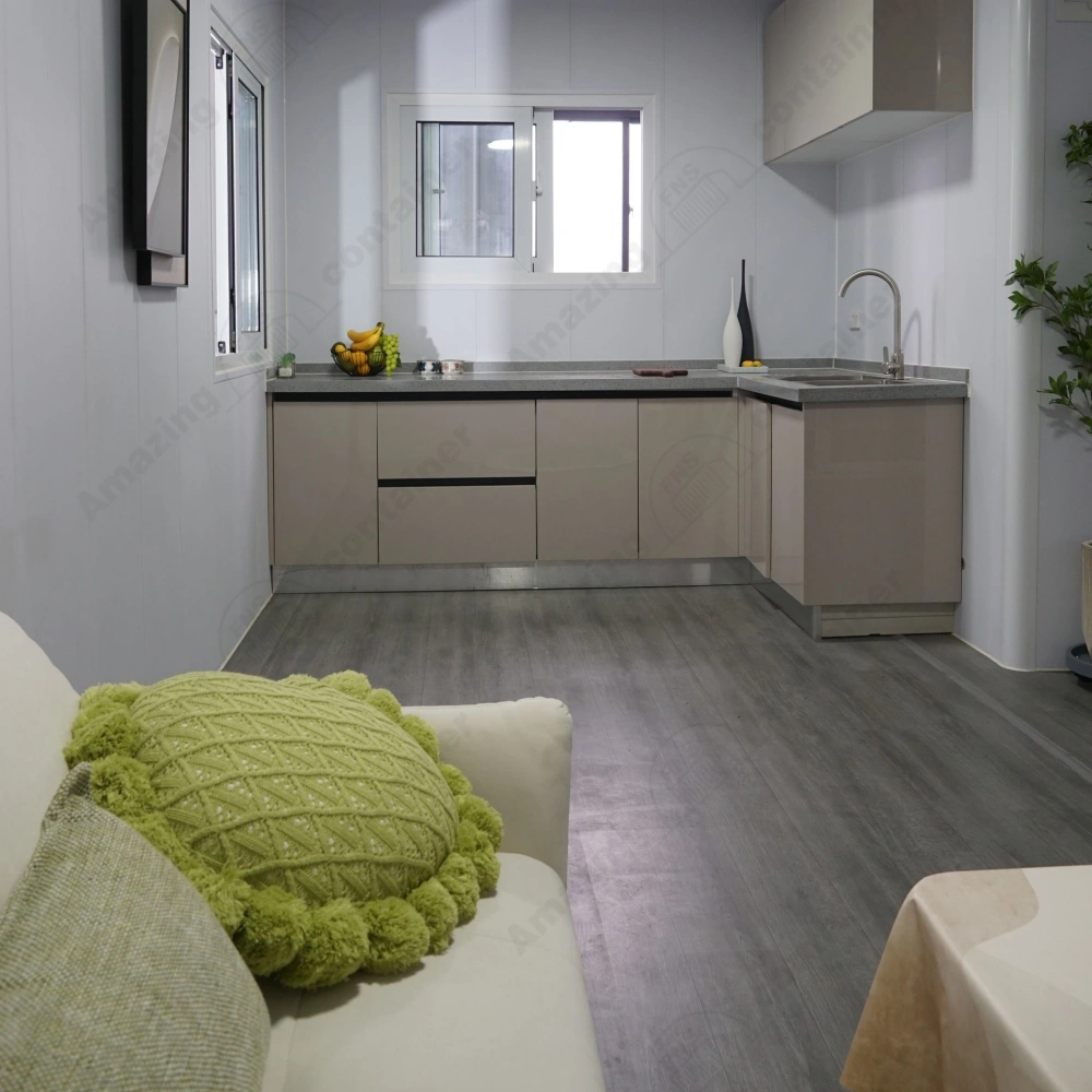 xpandable-house-living-room-interior-real-shot-amazingcontainer-3