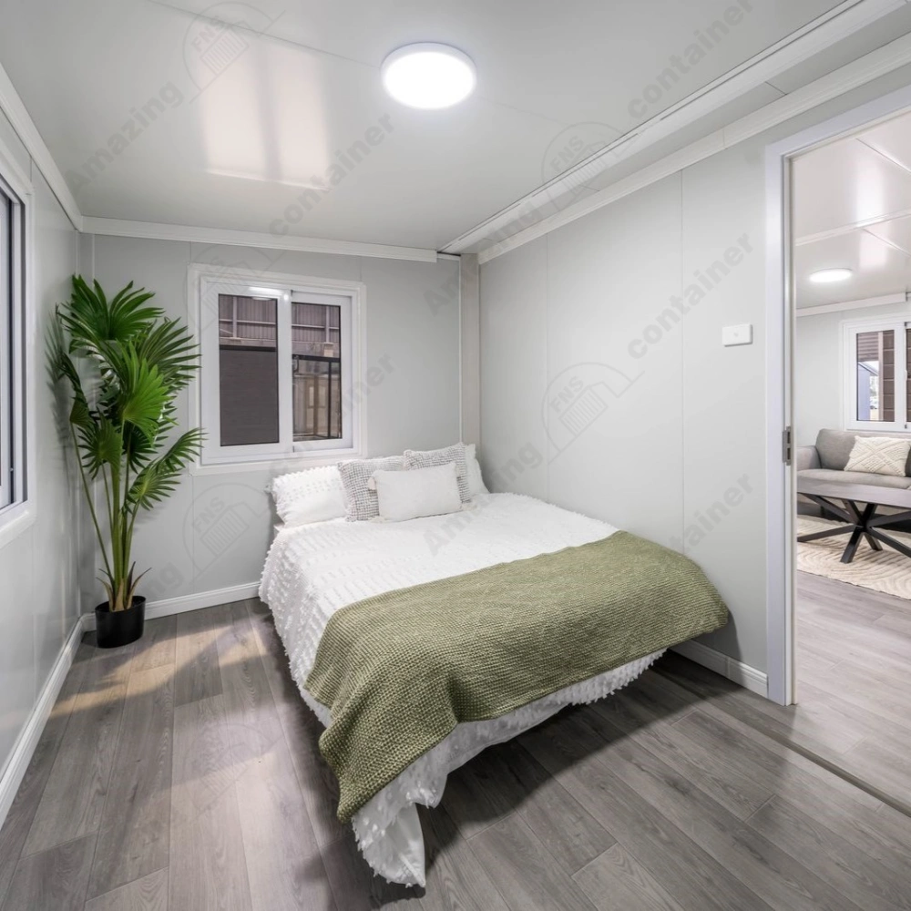 xpandable-house-living-room-interior-real-shot-amazingcontainer-30